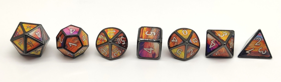Halus Selesai Mini RPG Dice Multicolor Bahan Logam Resin Praktis
