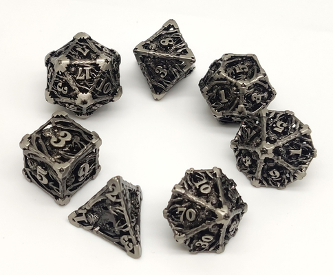 Dadu Polyhedral Hitam Tabletop Tidak Berbau, Dadu Logam Tajam Ringan
