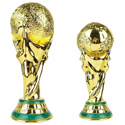 Antiwear Berlapis Emas Logam Trophy Cup Award Tin Alloy Portable