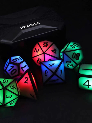 Logam Dadu DND Set Ujung Tajam Dadu Dadu Led Dadu Bercahaya