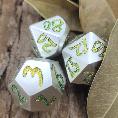 Set Dadu Logam Tajam Plating Praktis Tidak Beracun Mini RPG Polyhedral Mewah