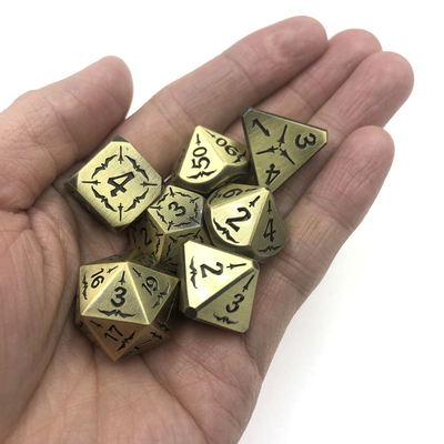 Antiwear Indah Ukiran Inti Dadu Polyhedron Kuno Perunggu Logam Dadu Set