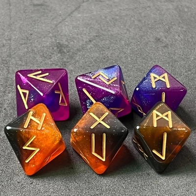 D8 Viking Rune Polyhedral Dice Of Labradorite Elder Futhark / Divination Dice Untuk Crystal Gazing