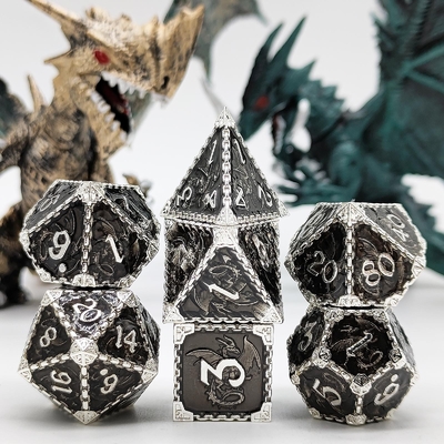 Multi -faceted Metal RPG Dice Flying Dragon Solid Smooth Dragon DND