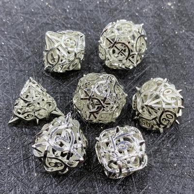 Thorns logam berongga dadu set Kusalu RPG naga dan dungeon DND