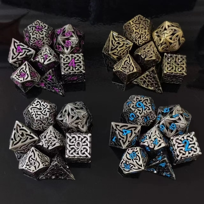 Perpaduan Hollow DND RPG Metal Dice Dragon dan Underground City Board Game