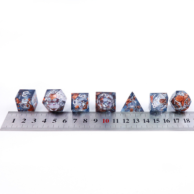 Grey foil emas resin alami multi -faceted desktop game Dice Border Gate