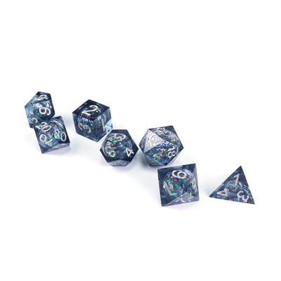 Biru-abu berkilau cair resin alami multi-wajah dadu suite naga dan dungeon dnd dadu