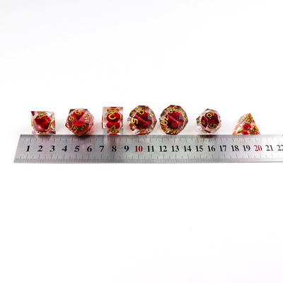 Set dadu permainan tablet multi -faceted resin alami cair delima dan dadu
