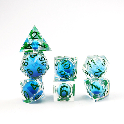 Set dadu permainan desktop resin alami cair biru transparan dnd dadu
