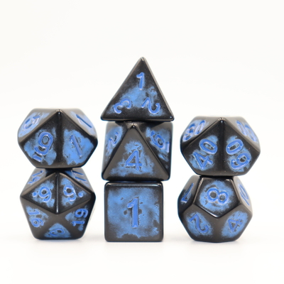 Antique tua hitam kembali karakter resin merah bermain permainan papan dadu set dnd dadu