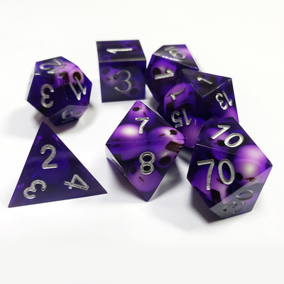 Violet Crystal Skull Resin Boarding Dice Set Naga dan Dungeon