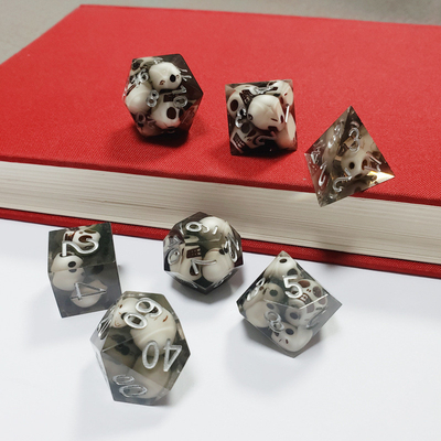 Black Crystal Skull Resin Boarding Dice Set dan dadu