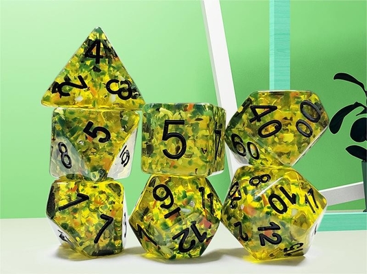 Kuning flash Resin Boarding Dice Set dan dadu