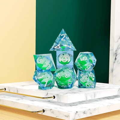 Green cair mengalir pasir resin multi -noodle permainan tablet dadu set dnd dadu