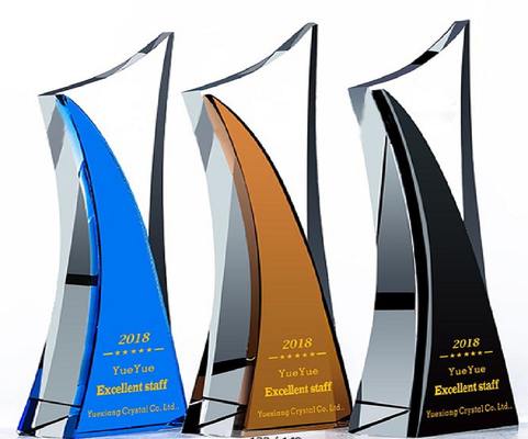 Multicolor Crystal Resin Trophy Jelas dan tahan aus