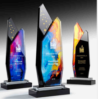 Multicolor Crystal Resin Trophy Jelas dan tahan aus
