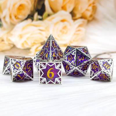 Resin ungu&amp;snowflake rangka logam meja permainan peran khusus multi-sided dadu set
