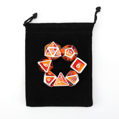 Metal DND dadu yang disesuaikan warna solid polyhedron logam dadu set dengan angka perak, digunakan untuk permainan catur D &amp; D