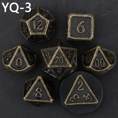 Metal DND dadu yang disesuaikan warna solid polyhedron logam dadu set dengan angka perak, digunakan untuk permainan catur D &amp; D