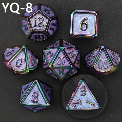Metal DND dadu yang disesuaikan warna solid polyhedron logam dadu set dengan angka perak, digunakan untuk permainan catur D &amp; D
