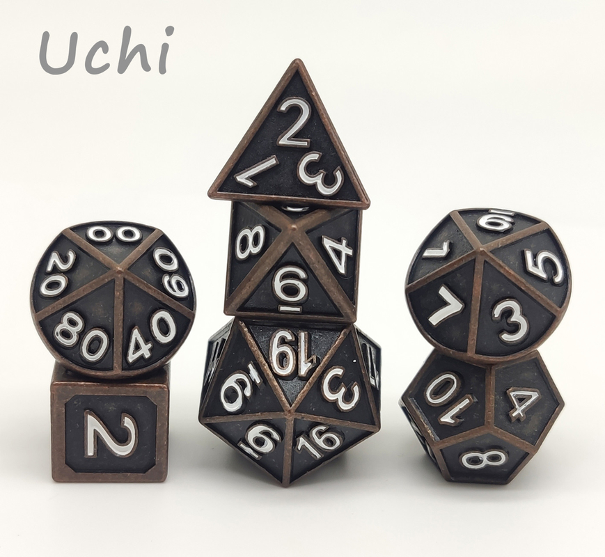 Manual Grinding Metal RPG Dice Tidak Berbau Warna Hitam Tidak Beracun