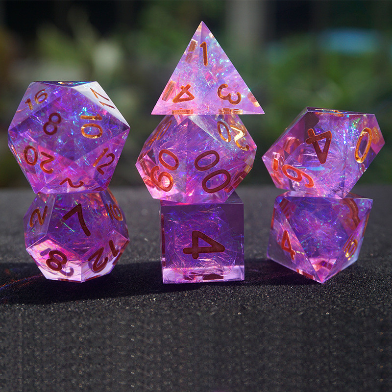Roumine dan warna strip resin karakter bermain multi -noodle dadu set Naga dan Dungeon dnd dadu
