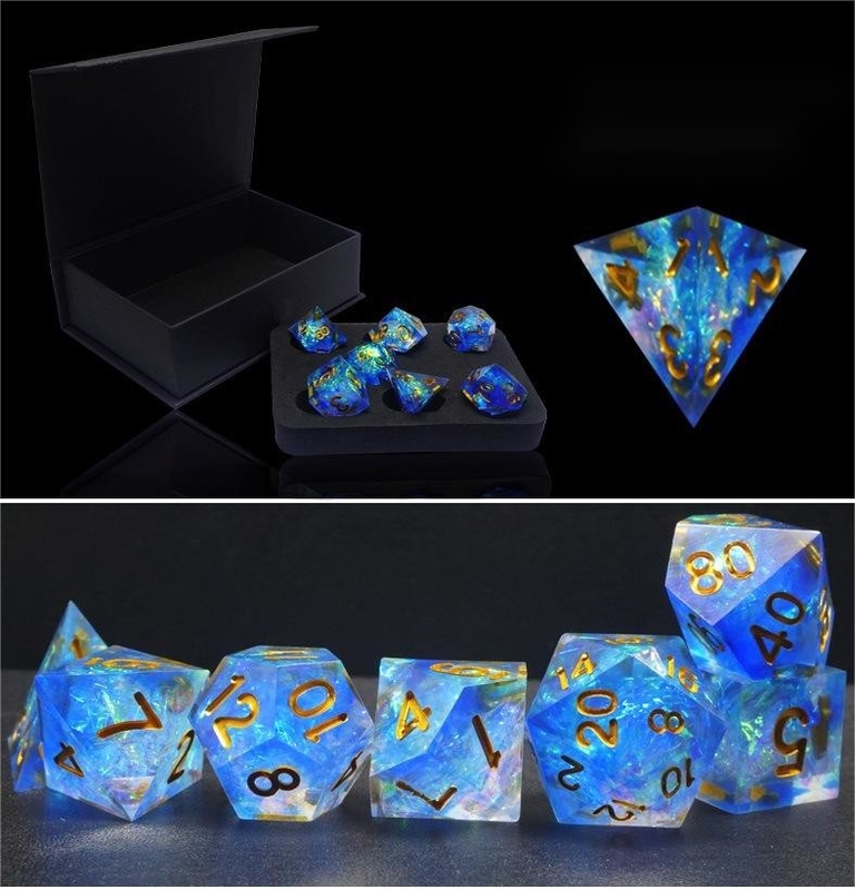 Karakter resin strip biru dan warna bermain multi -noodle dadu set Naga dan Dungeon dnd dadu